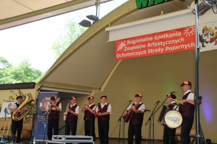Zespół OSP podczas występu