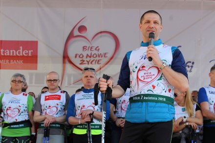 Przewodniczący Rady Miasta Janusz Podżorski wita uczestników
