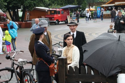 Uczestnicy rowerowy Rajd Retro