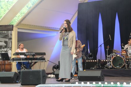 Koncert „Za czym kolejka ta stoi”