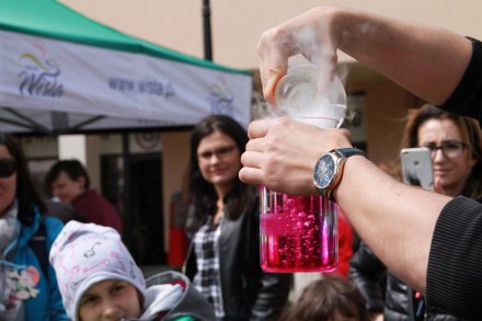 Naukowe show - eksperymenty fizykochemiczne