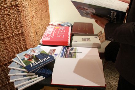 Księgi pamiątkowe Zespołu Regionalnego "Istebna" i "Mała Istebna"