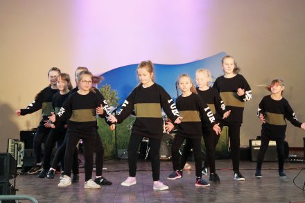 Pokaz tańca nowoczesnego ZOZOLE