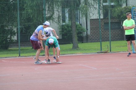 Turniej gier i zabaw podczas "Święta Sąsiada"