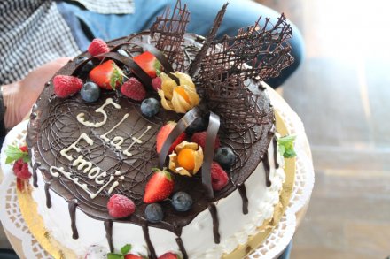 Tort dla Grupy Teatralno-Kabaretowej "Emocja" z okazji 5-lecia