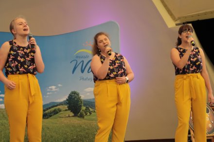 Uczestniczi festiwalu