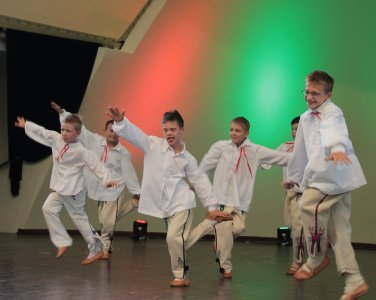 Fragment pierwszego dnia 32. Przeglądu Dziecięcych Zespołów Folklorystycznych