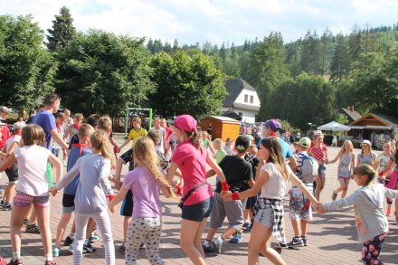 Nauka tańca góralskiego kolonistów