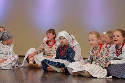 Fragment drugiego dnia 32. Przeglądu Dziecięcych Zespołów Folklorystycznych