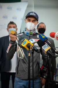 Piotr Żyła z medalami