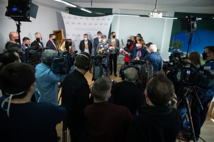 Dziennikarze i uczestnicy spotkania