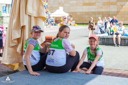 Uczestniczki przed startem