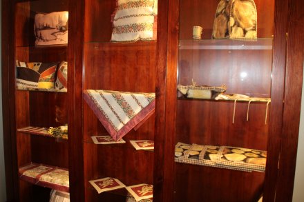 Wystawa dodatków zrobionych techniką UPCYKLINGU