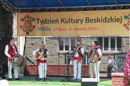 Występy na małej scenie