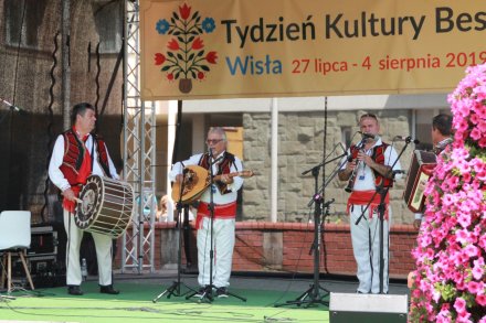 Występy na małej scenie