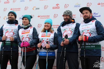 Pamiątkowe zdjęcie poszczególnych sztafet