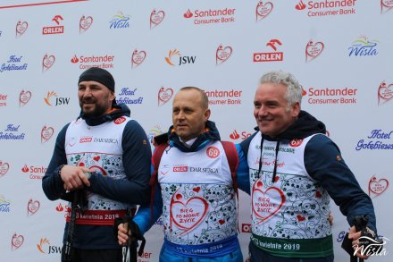 Pamiątkowe zdjęcie poszczególnych sztafet