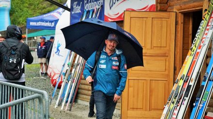 Zawodom przyglądał się Adam Małysz - fot. PZN