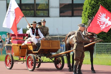 Fragment ceremonii otwarcia mistrzostw