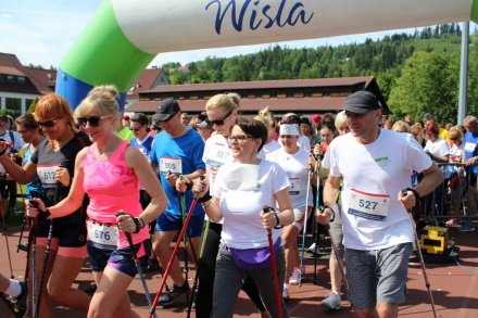 Start marszu nordic walking
