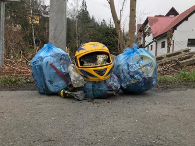 Sprzątanie Wisły/fot. Michał Kowalczyk