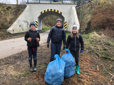 Sprzątanie Wisły/fot. Monika Cichy
