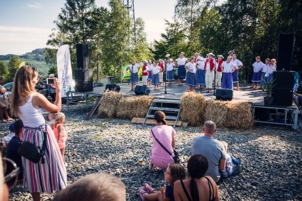 Występ zespołu Mała Istebna/fot. Wojciech Wysłych