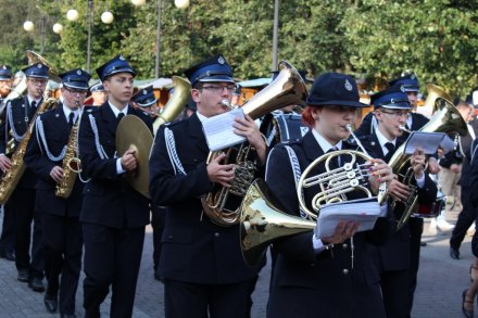 Członkowie orkiestry OSP Mykanów