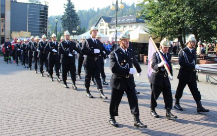 Przemarsz kompanii reprezentacyjnej OSP