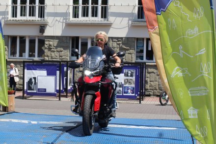 Prezentacja na motocyklach