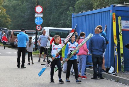 Piątkowe zawody w skokach narciarskich