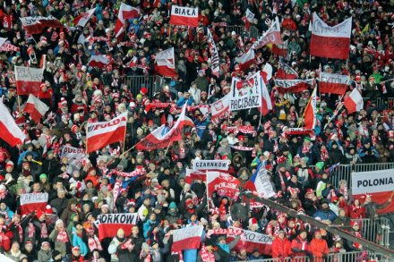 Kibice na trybunach skoczni w Wiśle Malince