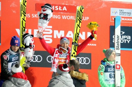 Radość Kamila Stocha podczas wręczania nagród