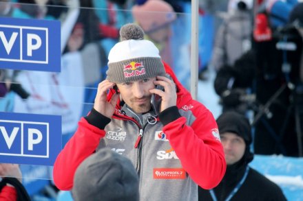 Adam Małysz w studiu telewizyjnym