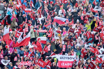 Publiczność na skoczni w Wiśle