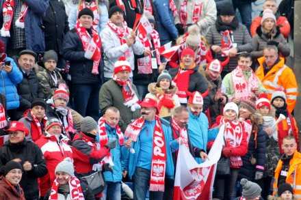 Kibice na skoczni w Malince