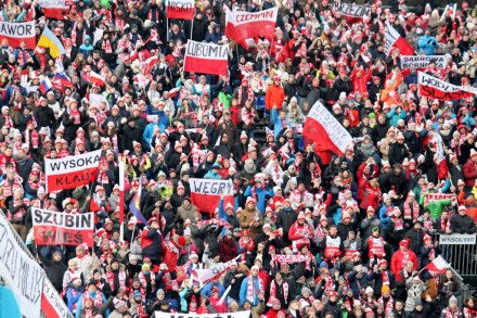 Kibice na skoczni w Malince