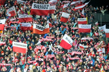 Kibice na skoczni w Malince