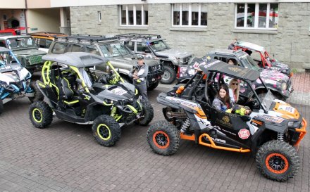 Prezentacja załóg startujących w rajdzie