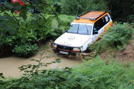 Rywalizacja na trasie rajdu