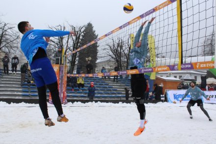 Akcja ofensywna przy siatce