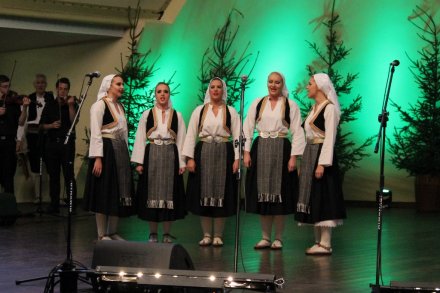 Występ zespołu Proleter z Sarajewa