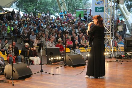 Występ zespołu Proleter z Sarajewa