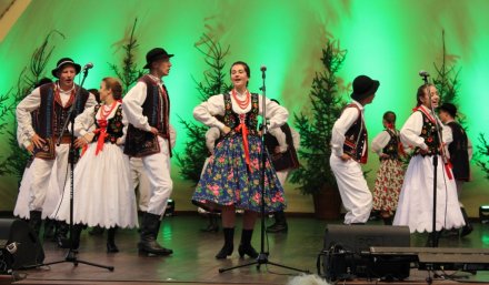 Występ grupy Śwarni Łojce