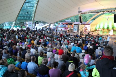 Liczna publiczność na widowni