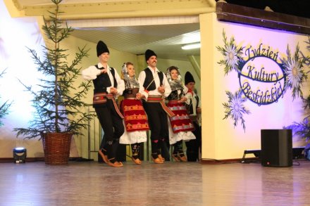 Występ zespołu "Oro" z Serbii