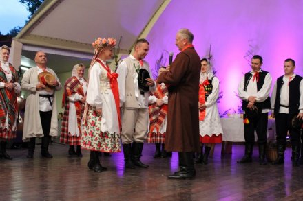 Występ zespołu "Wesele Krzemienickie"