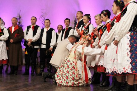 Występ zespołu "Wesele Krzemienickie"