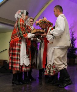 Występ zespołu "Wesele Krzemienickie"