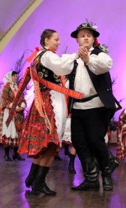 Występ zespołu "Wesele Krzemienickie"